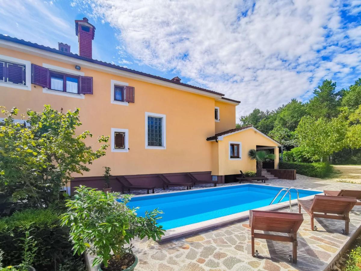Holiday Home Jakov - Roj431 By Interhome Zminj Экстерьер фото